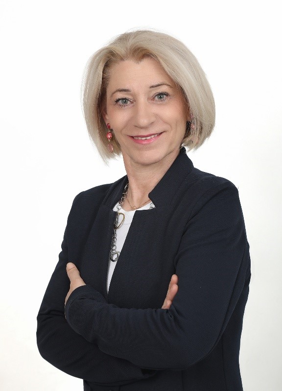 Portrait: Astrid Semeliker Lang